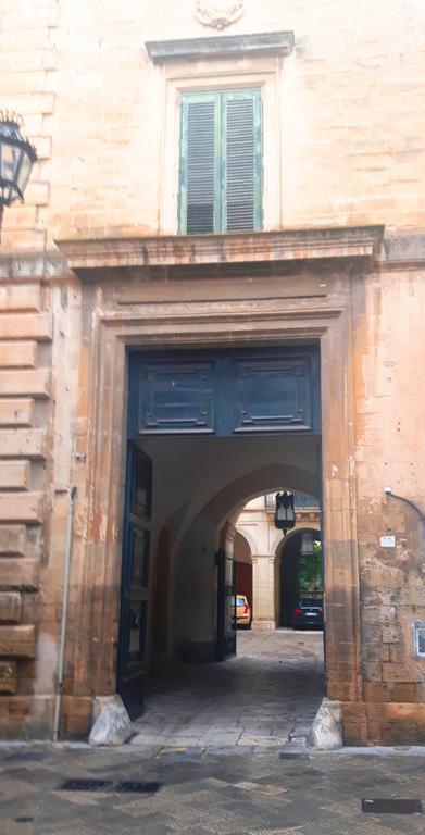 Garden Suite at Palazzo Famularo Lecce Buitenkant foto