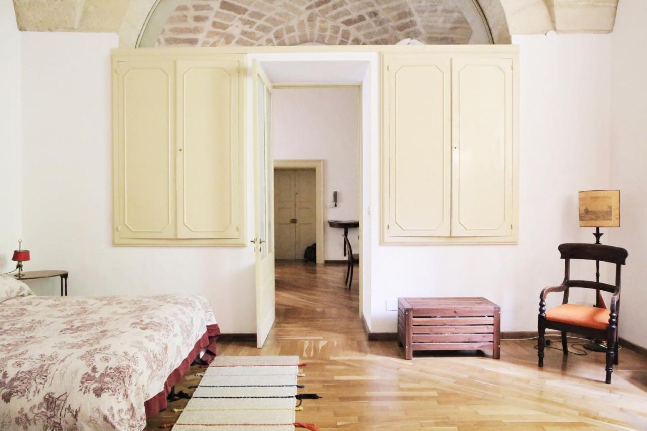 Garden Suite at Palazzo Famularo Lecce Buitenkant foto